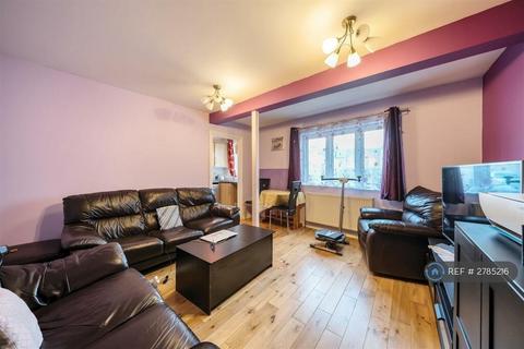 undefined, Ayyaz Court, Aldershot, GU11