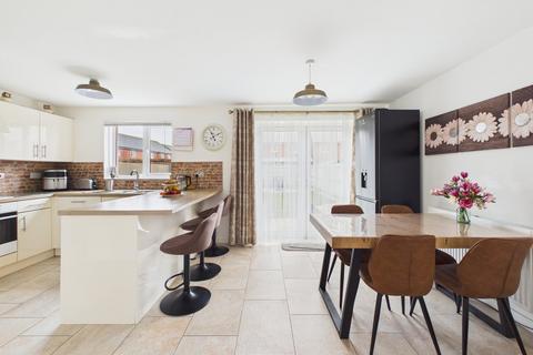 4 bedroom detached house for sale, Tiger Moth Road, Haywood Village , Weston-Super-Mare, BS24