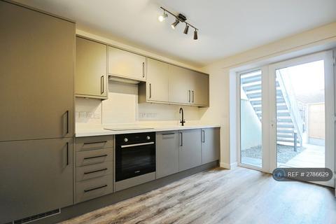 1 bedroom flat to rent, London Road, St. Albans, AL1