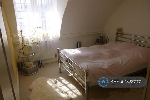 undefined, Crescent Court, Bedford, MK40