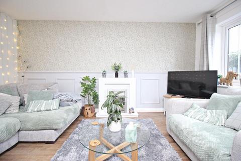 3 bedroom semi-detached house for sale, Dovecote Drive, Pelton Fell, Chester Le Street