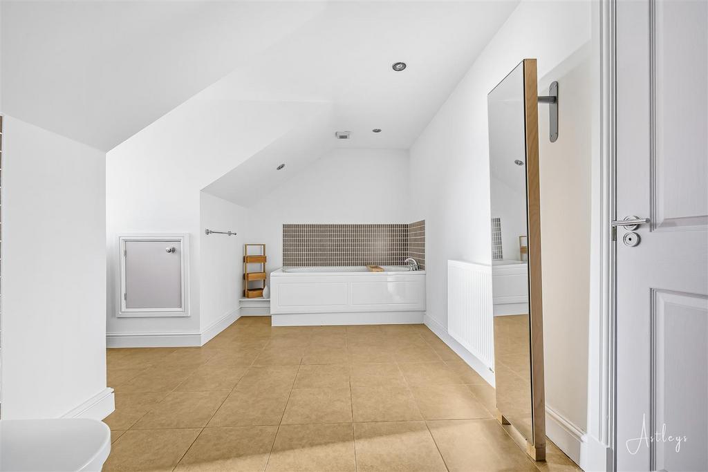 Ensuite