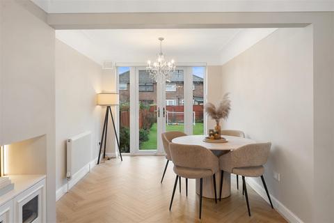 3 bedroom semi-detached house for sale, Altway, Liverpool L10