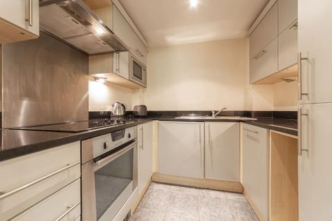 1 bedroom flat to rent, Chiswick High Road, London W4