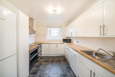 3 bedroom flat for sale, St. John's Avenue, London SW15