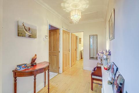 2 bedroom detached bungalow for sale, School Lane, Benfleet, SS7