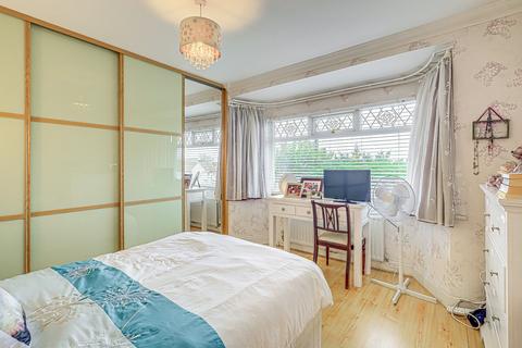 2 bedroom detached bungalow for sale, School Lane, Benfleet, SS7