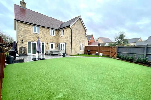4 bedroom detached house for sale, Beehive Lane, Hawkwell, Hockley, Essex, SS5