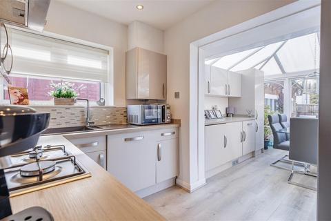 2 bedroom semi-detached bungalow for sale, Field Close, Abridge