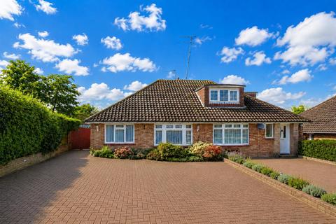 2 bedroom semi-detached bungalow for sale, Field Close, Abridge