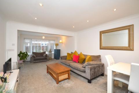 undefined, Lynwood, Folkestone CT19