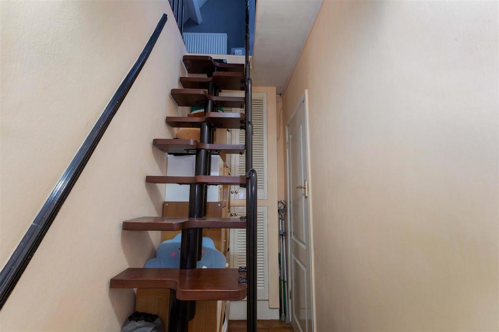 162 St Georges Crescent-15.jpg