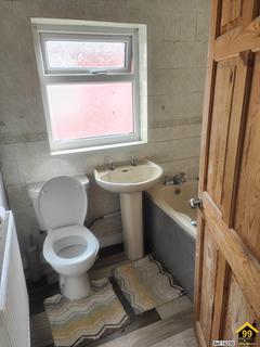 undefined, Royston Avenue, Doncaster, South Yorkshire, DN5