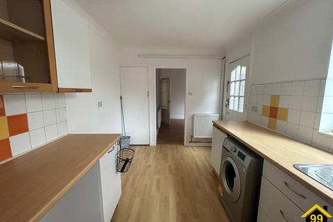 undefined, Royston Avenue, Doncaster, South Yorkshire, DN5