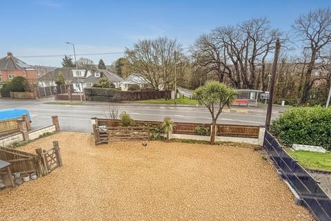 4 bedroom detached house to rent, Poole, Dorset