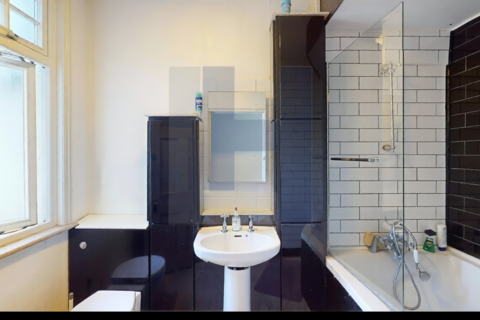 undefined, Waldegrave Road, London, W5