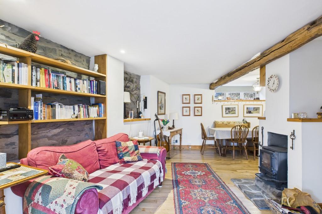 Living Dining Area
