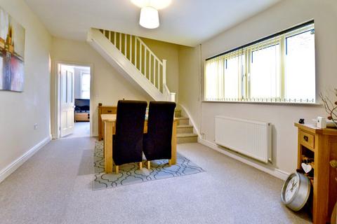 3 bedroom end of terrace house for sale, St. Michaels Road, Louth LN11 9DA