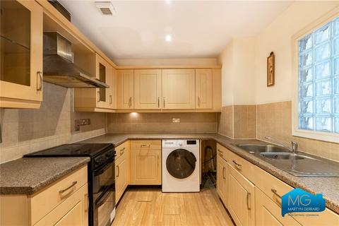2 bedroom apartment to rent, Crowder Close, North Finchley, London, N12