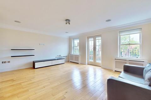 5 bedroom end of terrace house to rent, Queensgate Terrace, Castlebar Park, London, W5