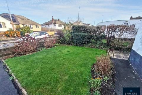 2 bedroom semi-detached bungalow for sale, Lawrence Crescent, Heckmondwike