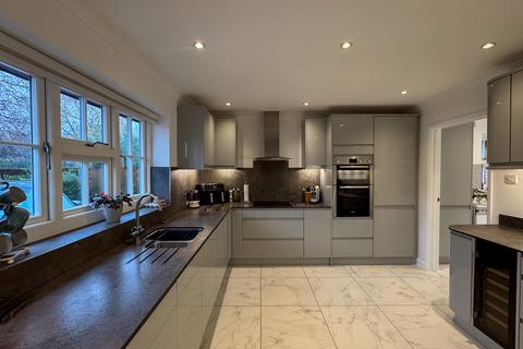 4 bedroom detached bungalow for sale, High Birch Road, Weeley Heath
