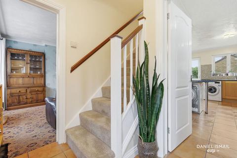 undefined, Burr Close, Basildon SS16