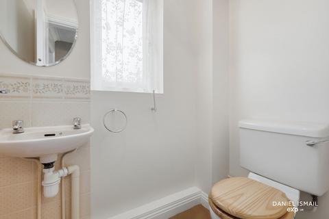 undefined, Burr Close, Basildon SS16