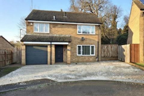 4 bedroom detached house for sale, Faringdon Court, Southfields, Northampton NN3