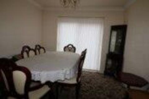 4 bedroom house to rent, Jervoise Street, West Bromwich B70