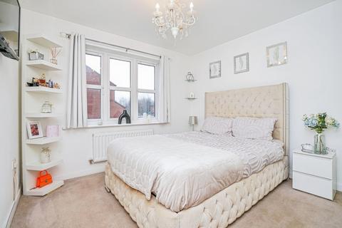 1 bedroom flat for sale, 10 Scampston Drive, East Ardsley, WF3