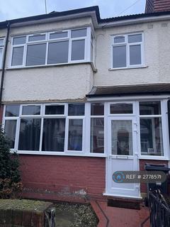 3 bedroom terraced house to rent, Mortlake Road, Ilford, IG1