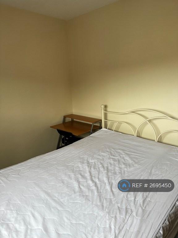 Bedroom2