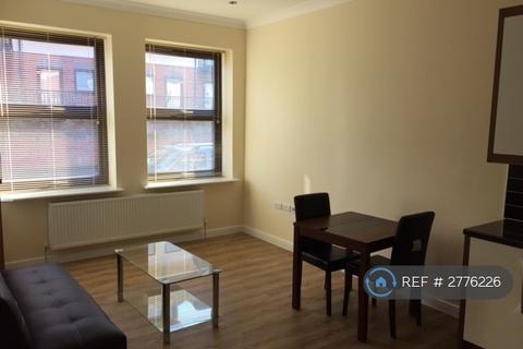 1 bedroom flat to rent, Parliament House, Slough, SL1
