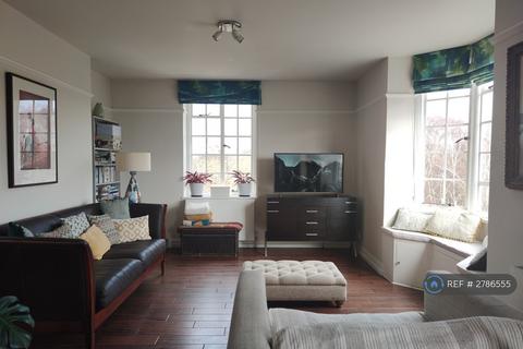 3 bedroom flat to rent, Hyde Vale, Greenwich, SE10