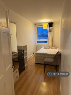 3 bedroom flat to rent, The Quarterdeck, London, E14