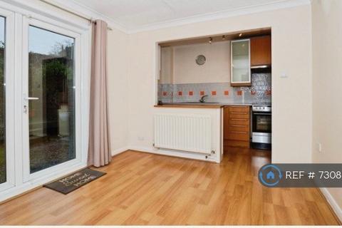 1 bedroom semi-detached house to rent, Sedley Grove, Uxbridge, UB9