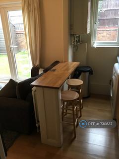 1 bedroom semi-detached house to rent, Sedley Grove, Uxbridge, UB9