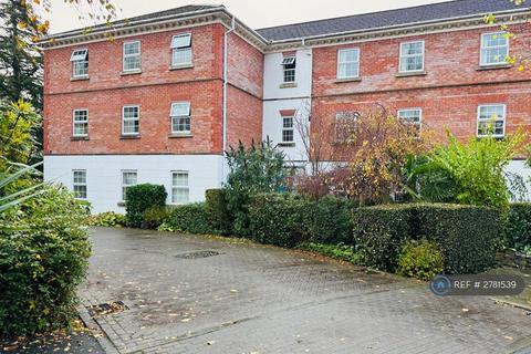 2 bedroom flat to rent, Aston Manor, Southport, PR9