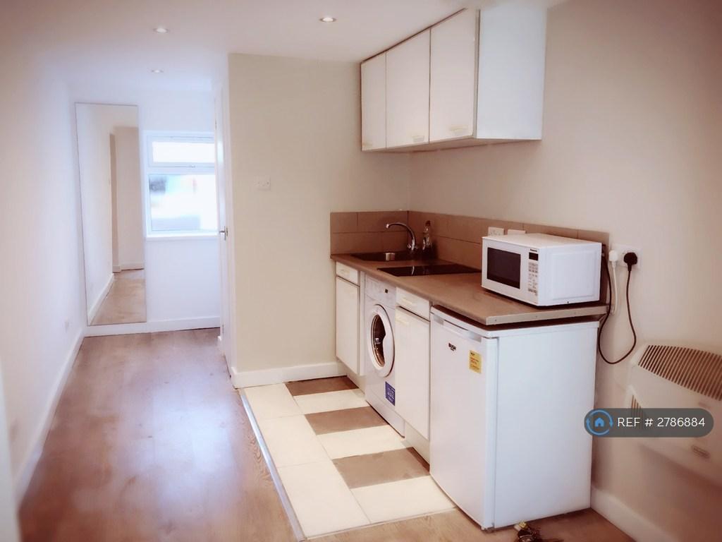 Kitchenette