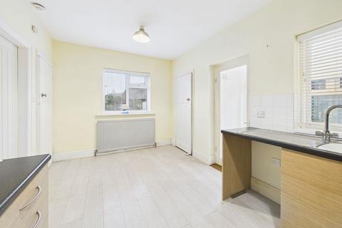 2 bedroom semi-detached house for sale, Willows Avenue, Hull