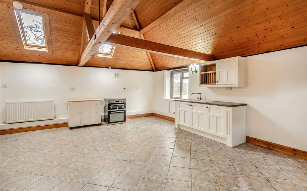 Utility Room/Store