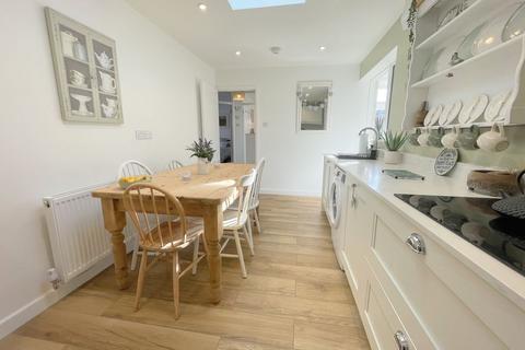 2 bedroom detached bungalow for sale, Caroline Close, Wivenhoe, CO7