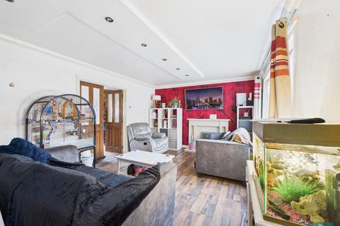 3 bedroom semi-detached house for sale, Fontwell Lane, Oldham OL1