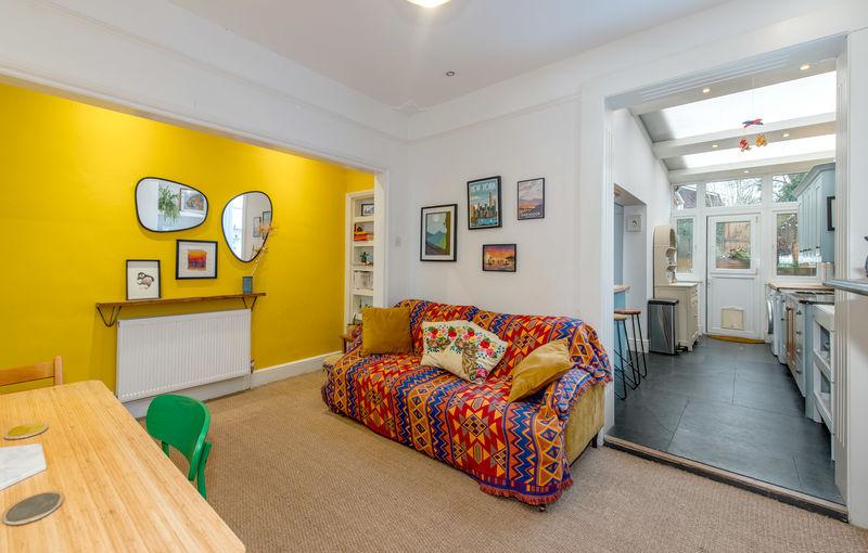 Living/dining room