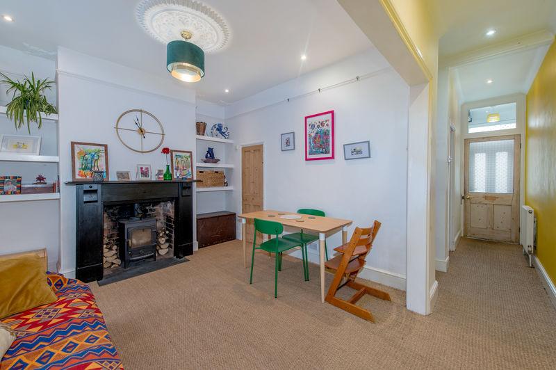 Living/dining room