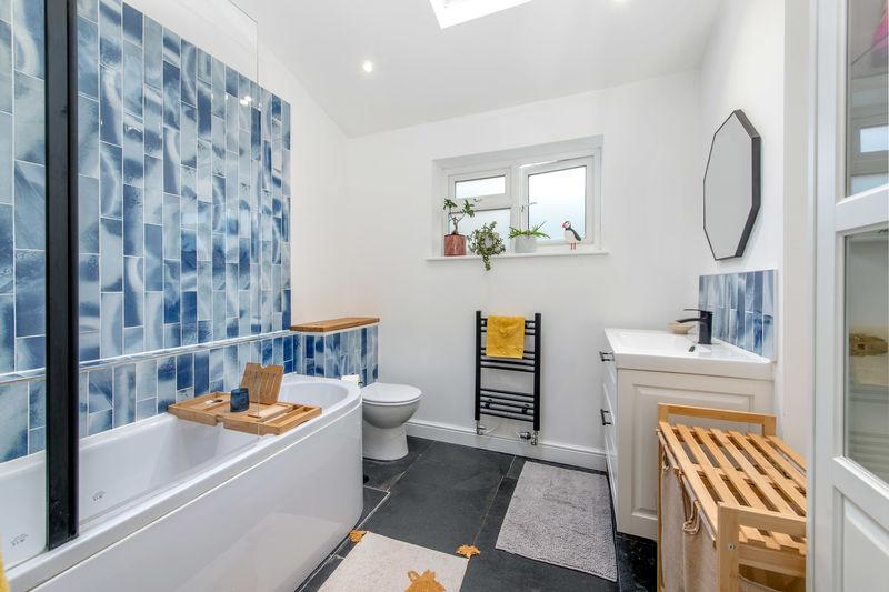 Bath/shower Room
