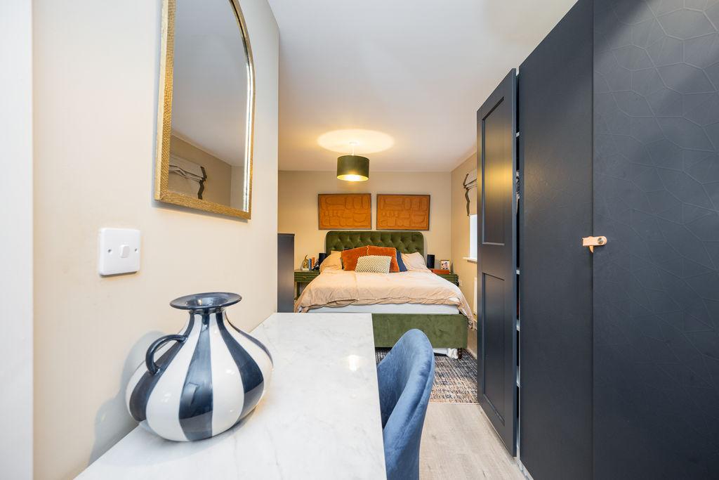 Bedroom / Dressing