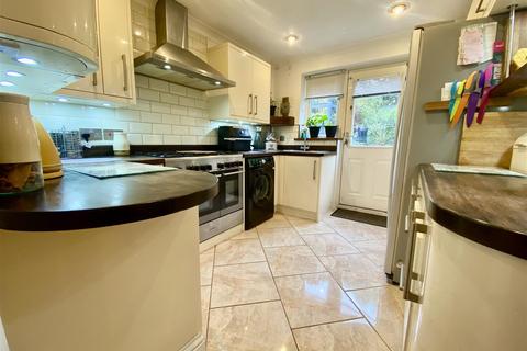 undefined, Thornhill Drive, Swindon SN25