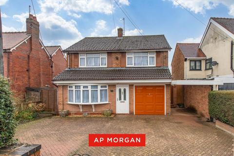 Green Lane, Catshill, Bromsgrove, Worcestershire, B61